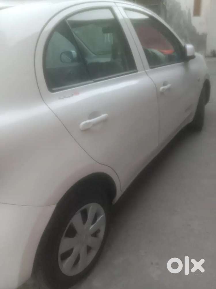 Nissan Micra Active 2011 Model