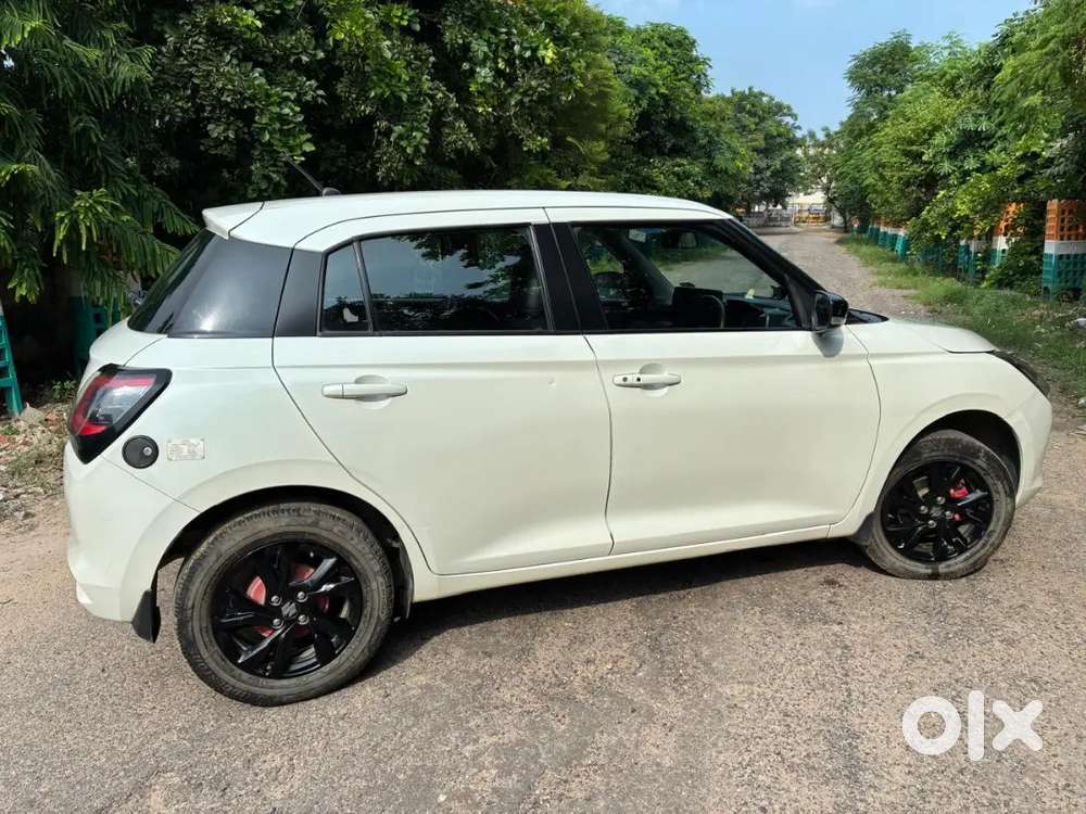 Maruti Suzuki Swift Zxi Factory Fitted Cng 2025