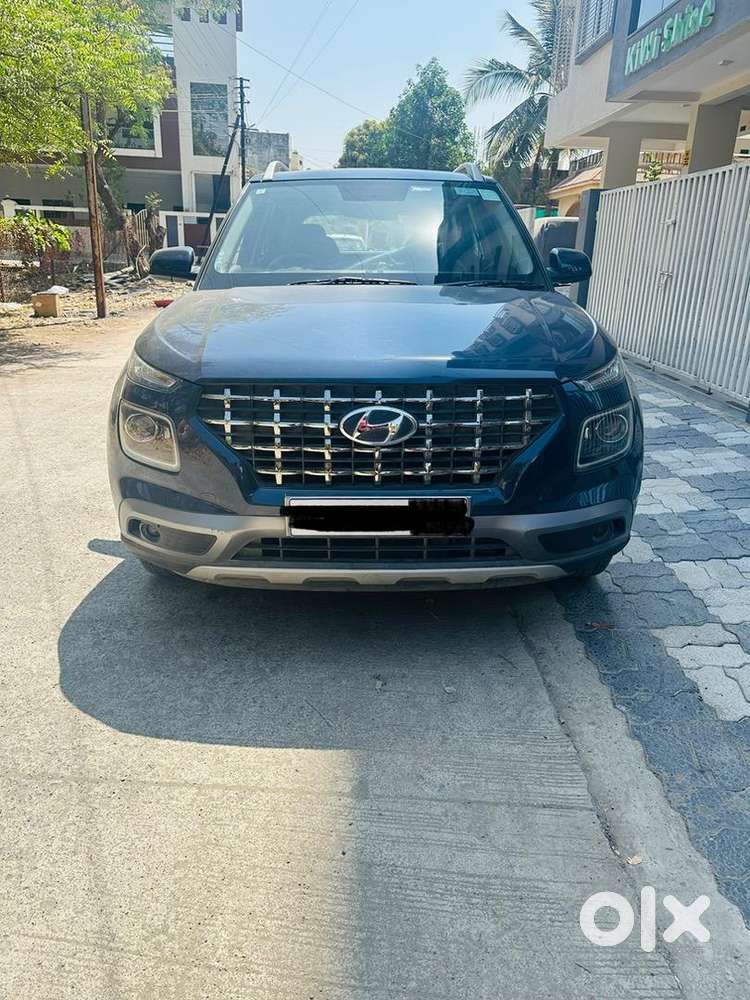 Hyundai Venue 2019 Petrol Well Maintained