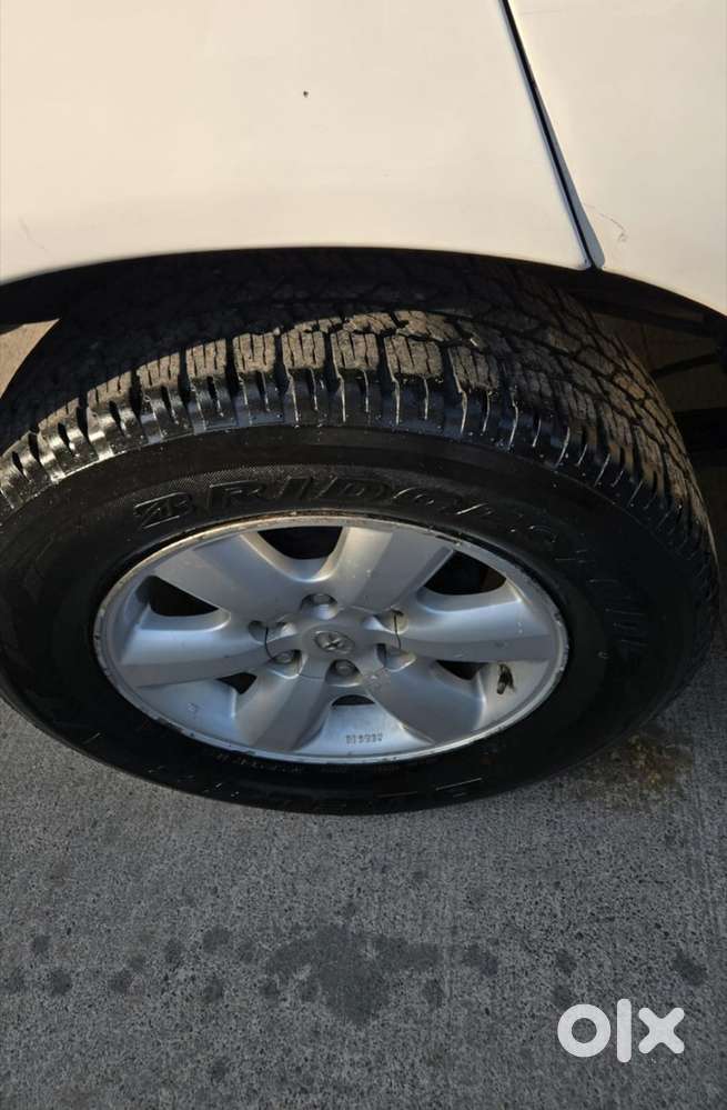 Toyota Fortuner Diesel 2011