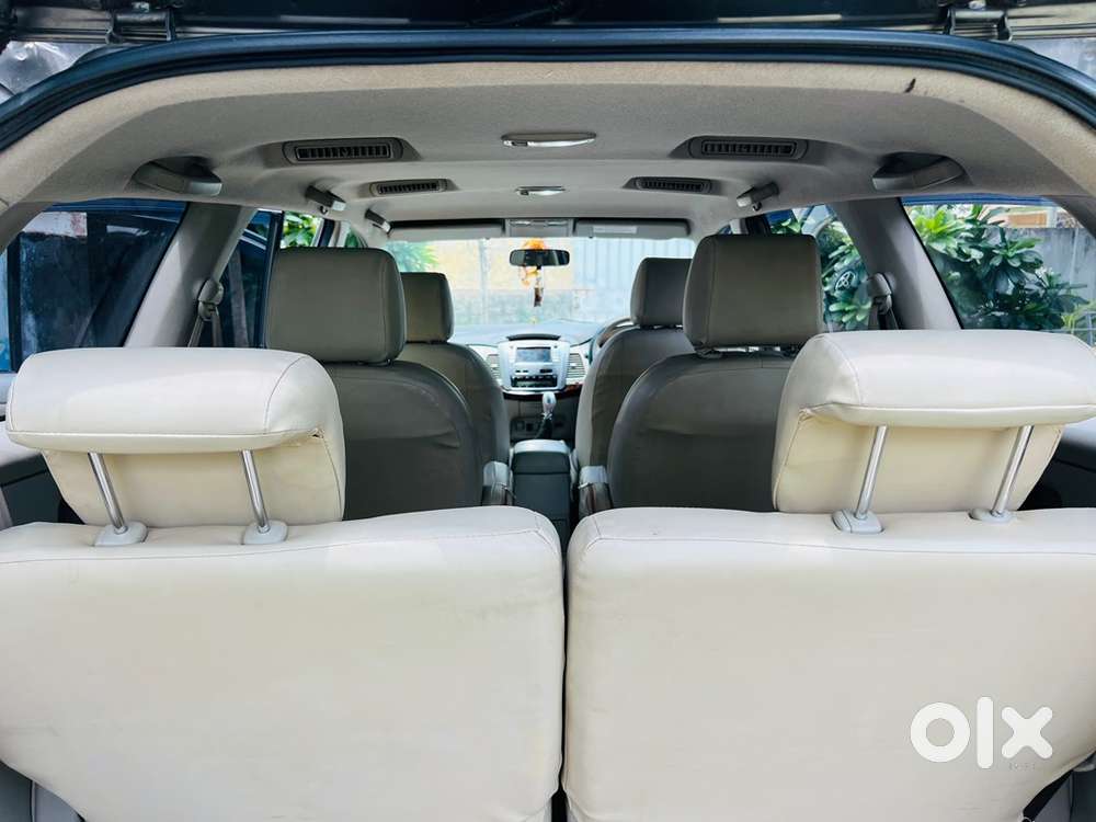 Toyota Innova Type-4 Diesel 2014