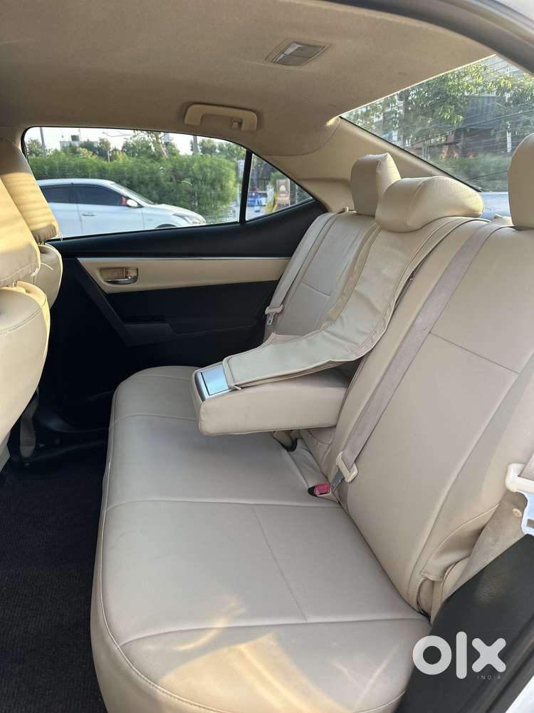 Toyota Corolla Altis 2013-2017 D-4d G, 2018, Diesel