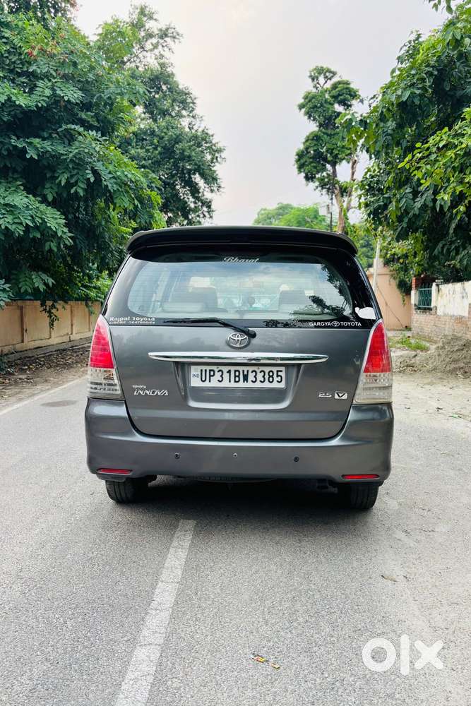 Toyota Innova 2.5 V 7 Str, 2009, Diesel