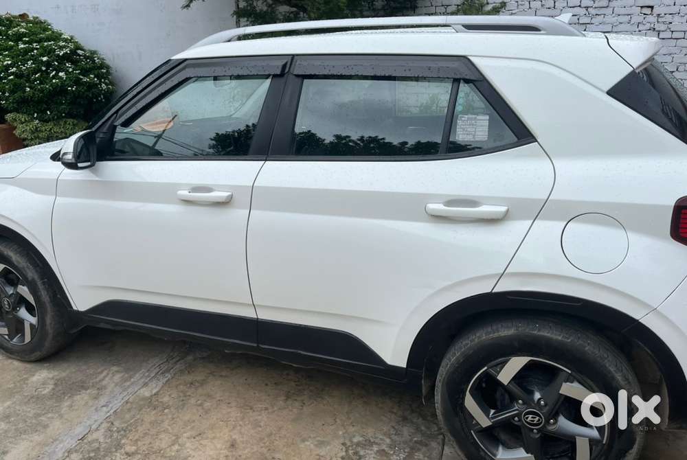 Hyundai Venue Diesel Manual 2020