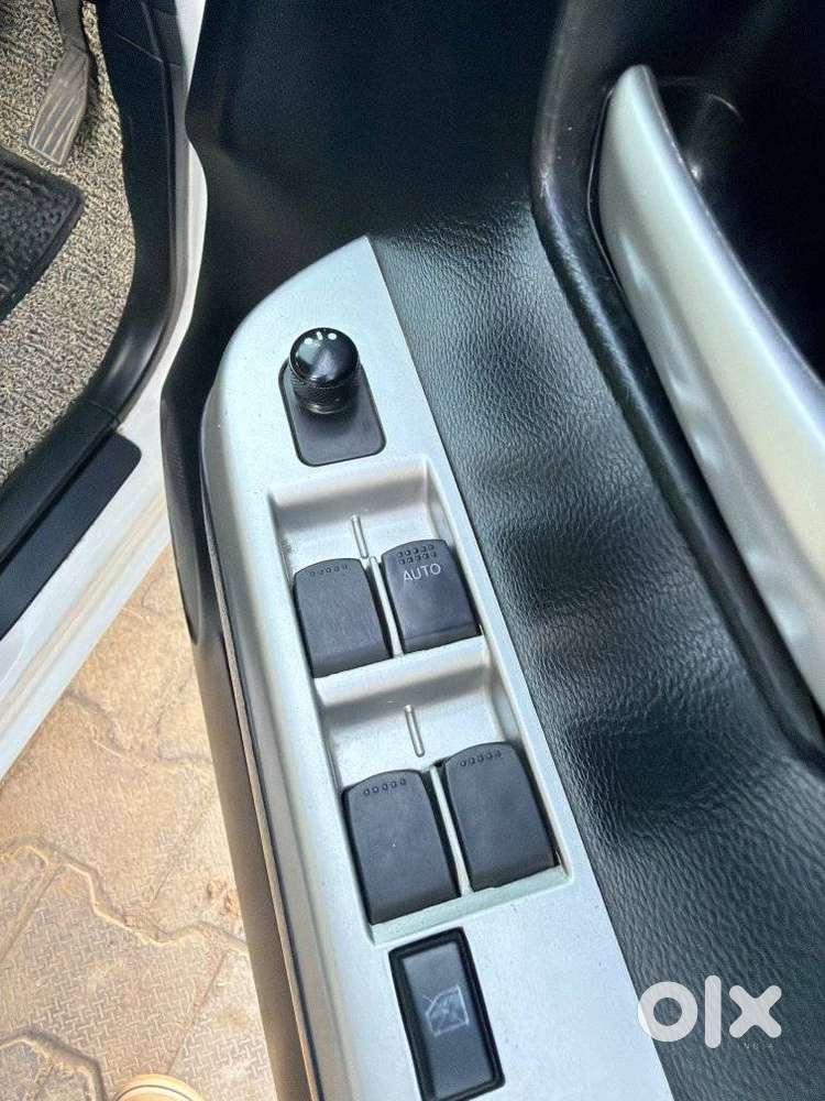 Maruti Suzuki Wagon R Vxi Amt1.2, 2016, Petrol