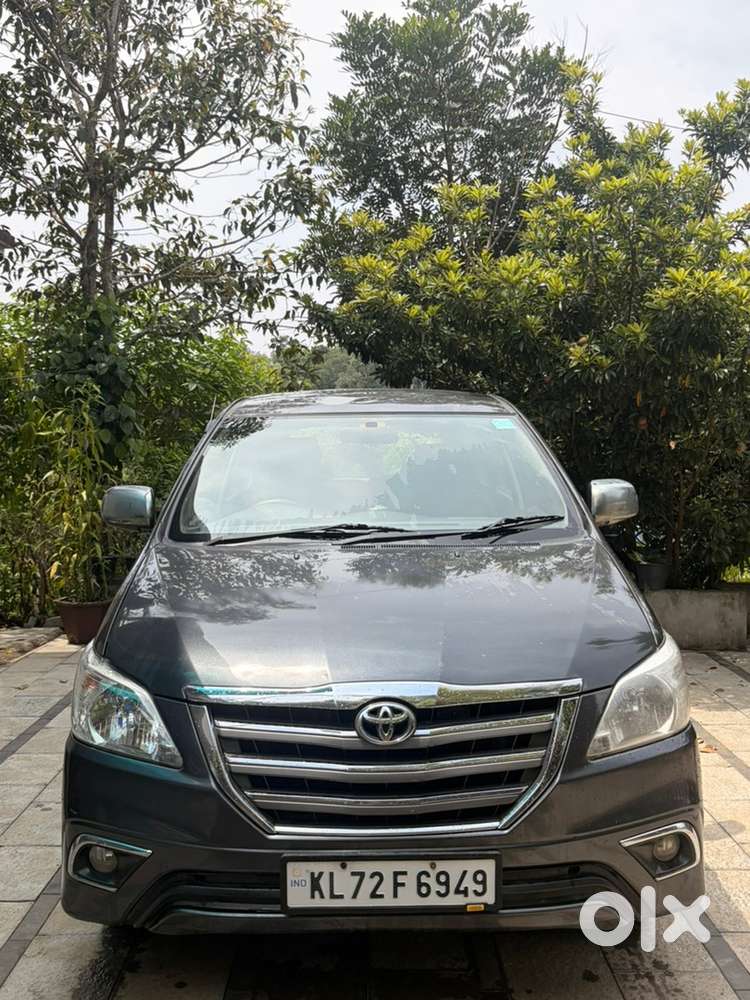 Toyota Innova Diesel 2015