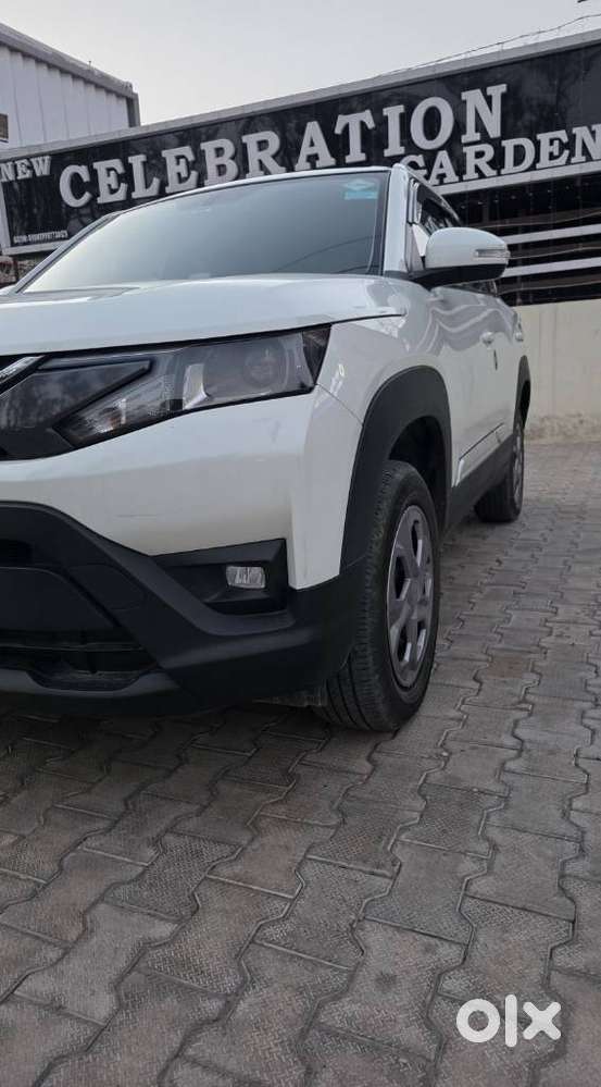 Maruti Suzuki Brezza 1.5 Lxi Cng, 2024, Cng & Hybrids