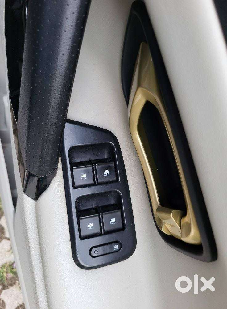 Tata Safari 2.0 Xz Plus 6 S Dark Edition, 2022, Diesel