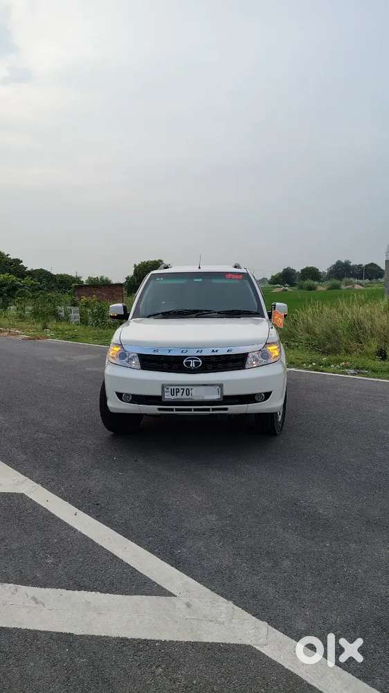 Tata Safari Storme 2016 Diesel 140000 Km Driven