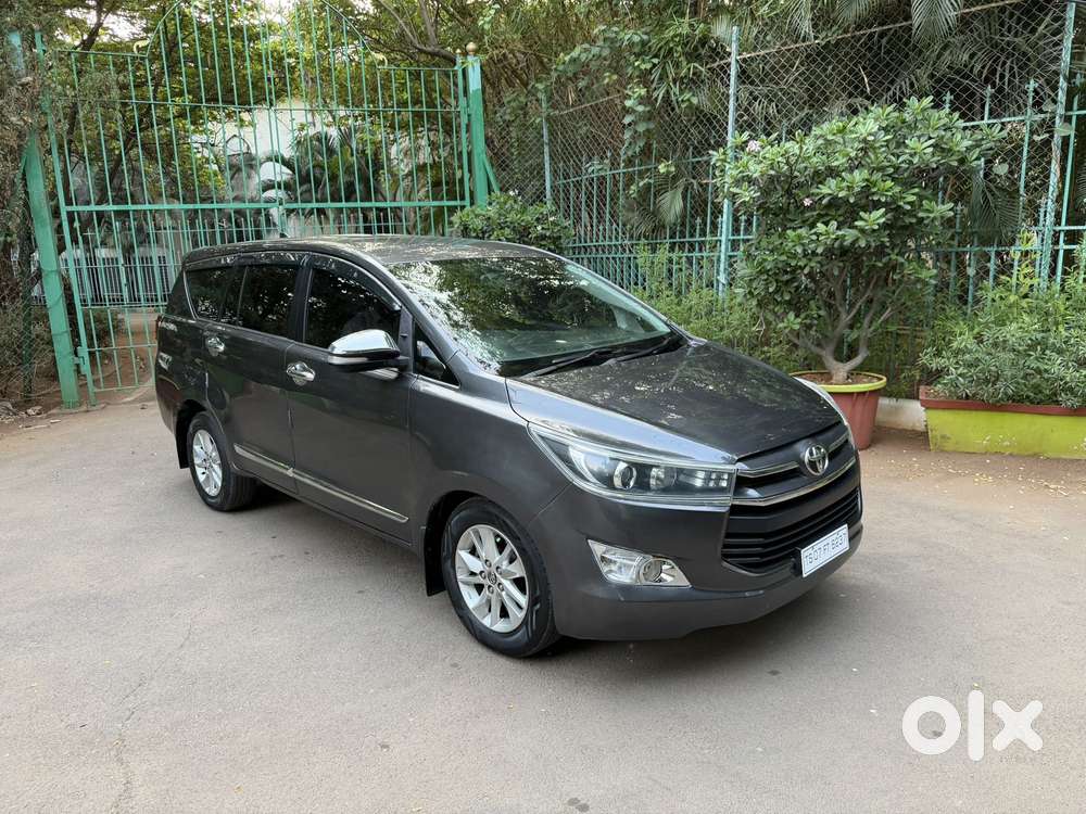 Toyota Innova Crysta 2.4 V 8 Str, 2017, Diesel
