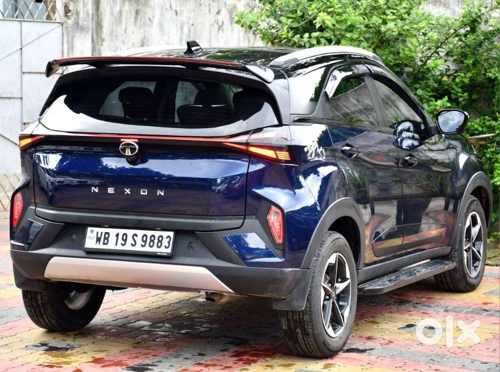Tata Nexon, 2025, Petrol