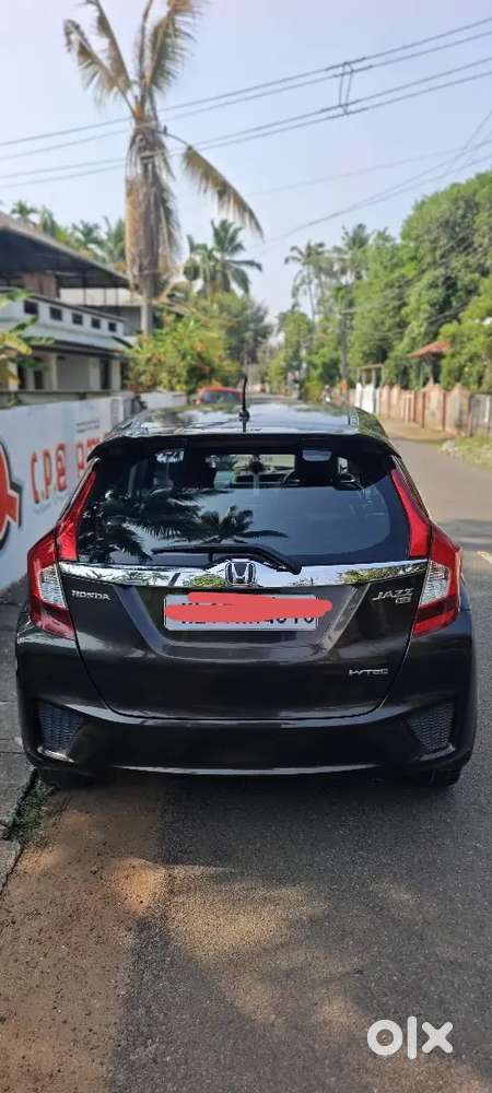 Honda Jazz 2015 Petrol 97000 Km Driven
