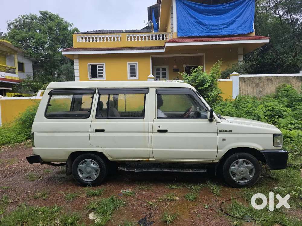 Toyota Qualis