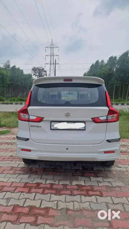Maruti Suzuki Ertiga Vxi Cng, 2022, Cng & Hybrids