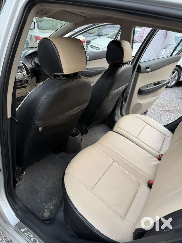 Hyundai I20 Sportz Option 1.4 Crdi, 2012, Diesel