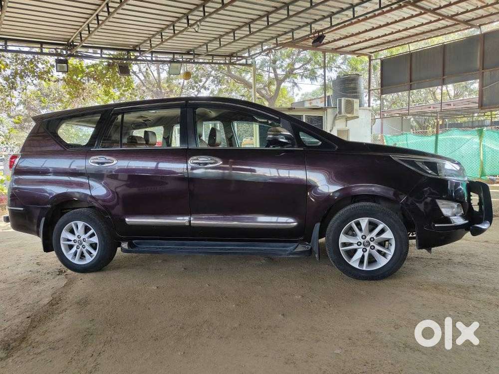 Toyota Innova Crysta 2.8 Gx At 8s, 2018, Diesel