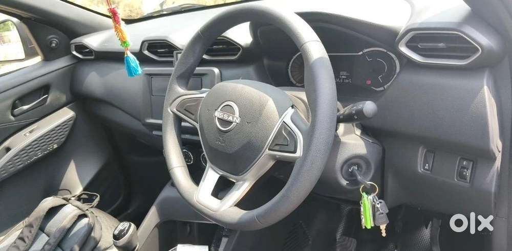 Nissan Magnite 2025 Petrol 2000 Km Driven