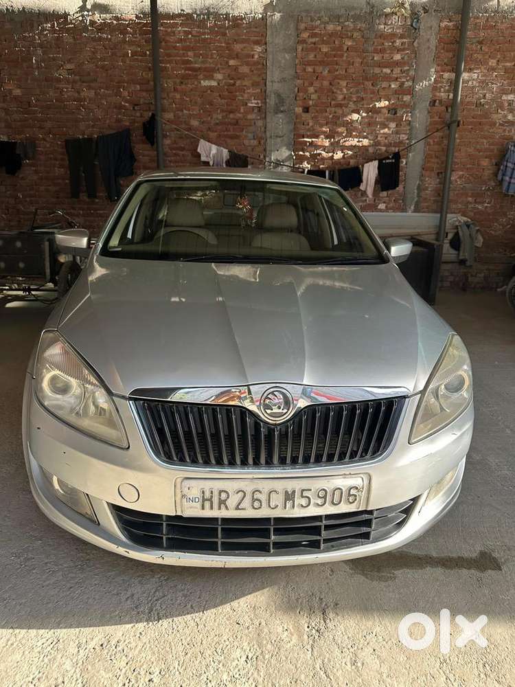 Skoda Rapid 2015 Petrol 88000 Km Driven
