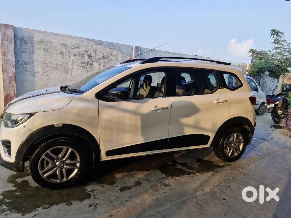 Renault Triber 1.0 Rxz Top Model  2019 End