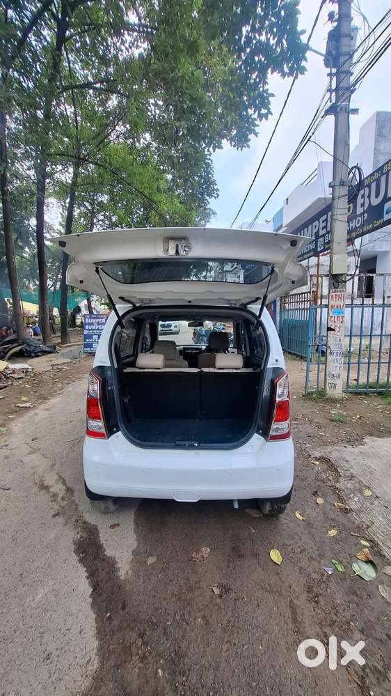 Maruti Suzuki Wagon R Vxi, 2018, Petrol