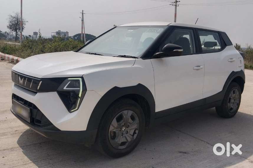 Mahindra Xuv 3xo Ax7 Diesel Mt, 2025, Diesel