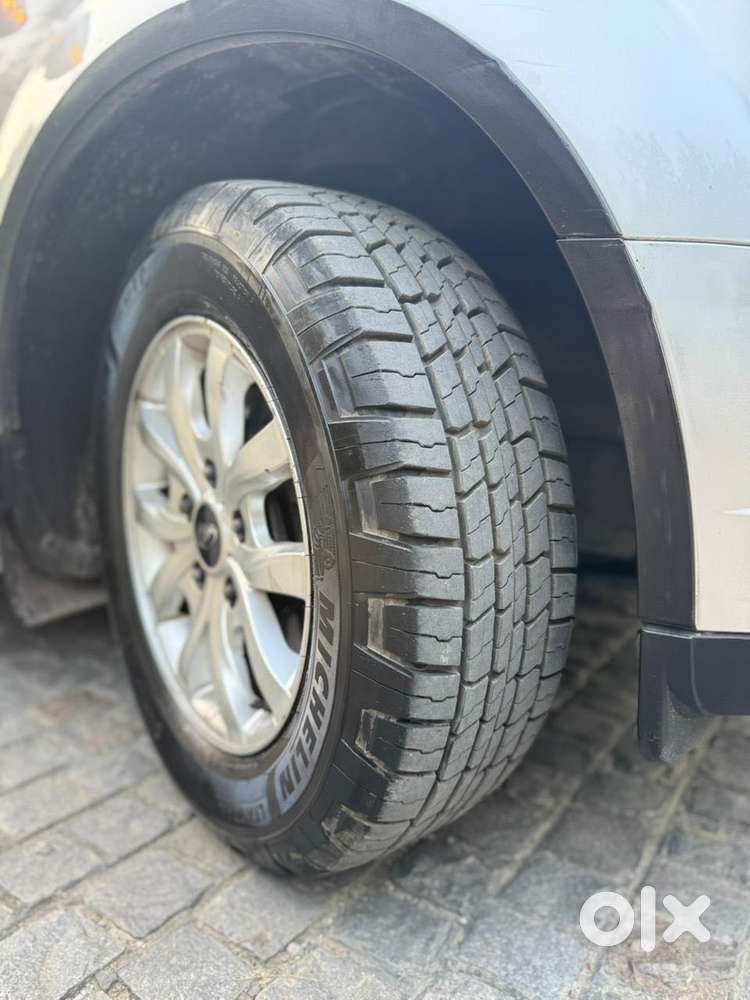 Mahindra Xuv500 2.2 W10 Sportz Edition Mt, 2018, Diesel