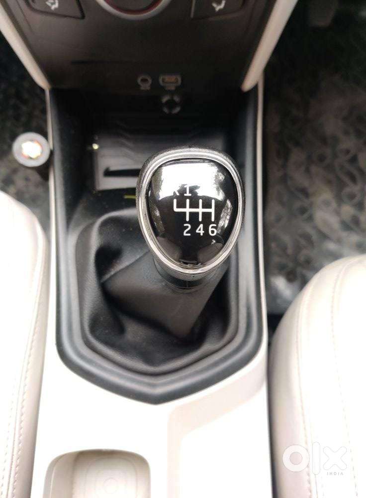 Mahindra Xuv300 W6, 2019, Petrol