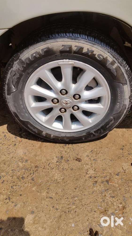 Toyota Innova 2013 Diesel Well Maintained