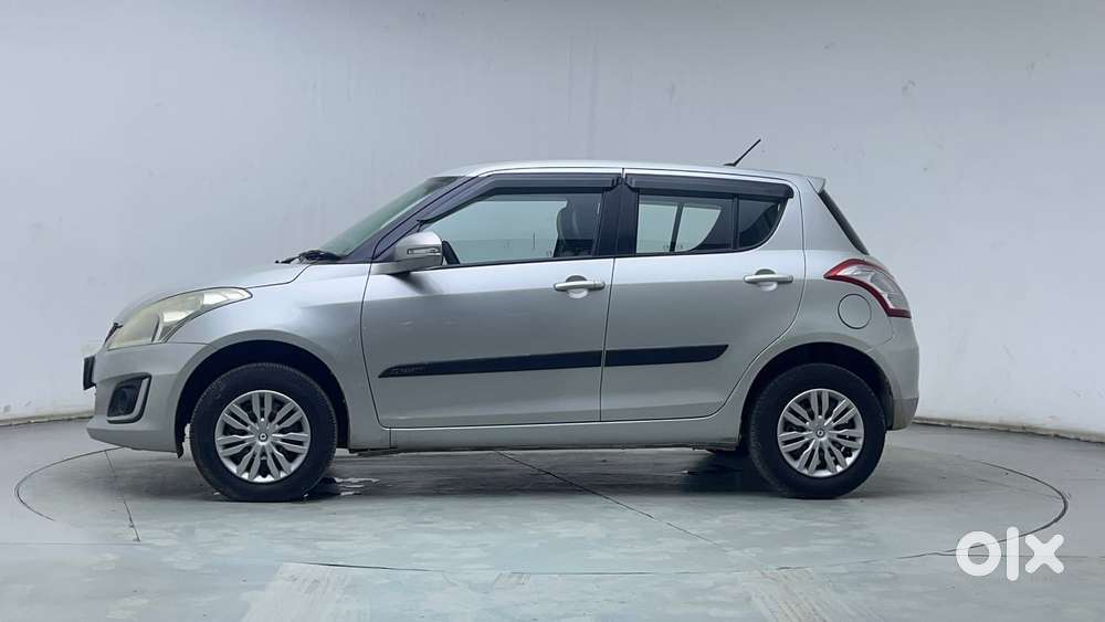 Maruti Suzuki Swift Vxi Optional, 2017, Petrol