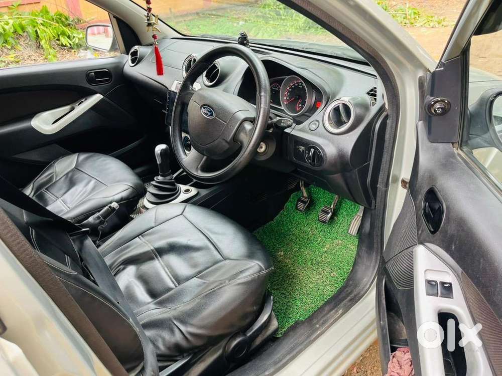Ford Figo 2013 Petrol Top Model Titanium