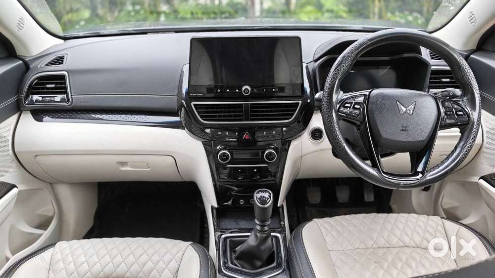 Mahindra Xuv 3xo Ax7l Diesel Mt, 2024, Diesel