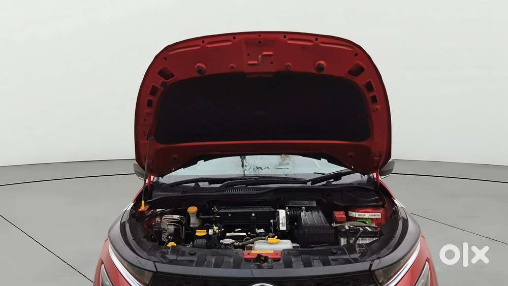 Tata Altroz Xz Plus (s), 2023, Petrol