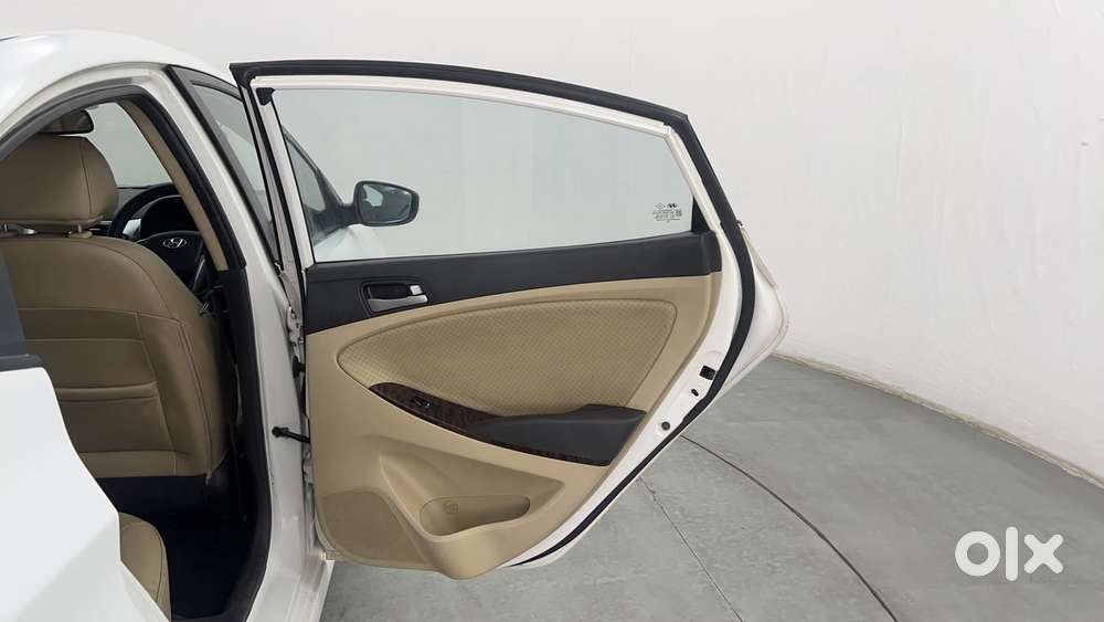 Hyundai Verna 2016-2017 1.6 Crdi At Sx Option, 2016, Diesel