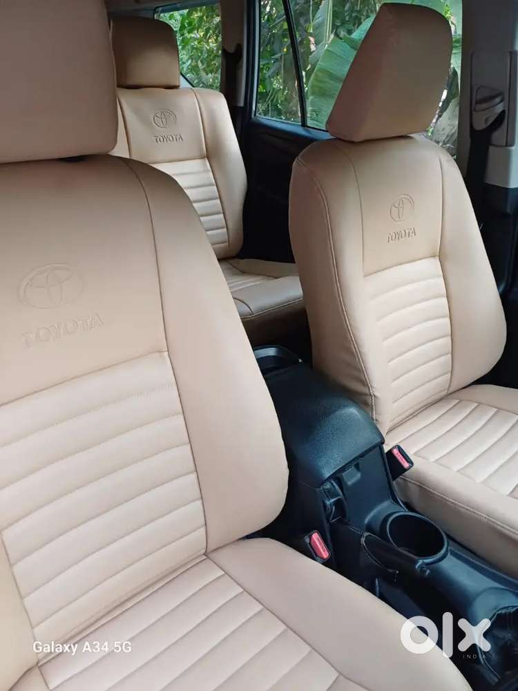 Toyota Innova 2017 Diesel 180000 Km Driven