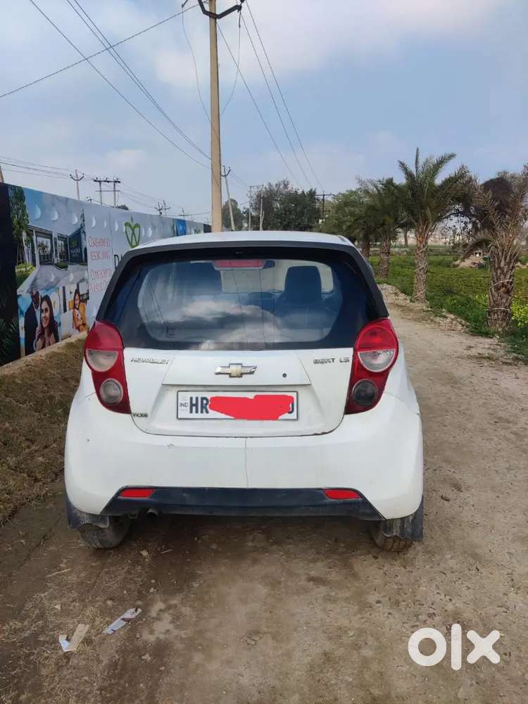 Chevrolet Beat 2015 – Budget-friendly & Efficient