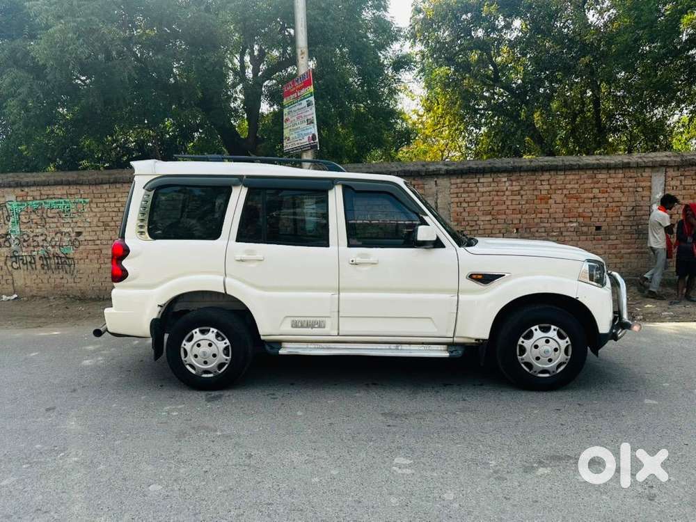 Mahindra Scorpio 2017 Diesel Well Maintained