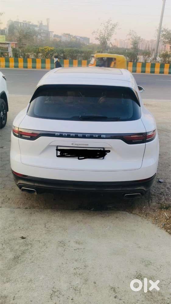 Porsche Cayenne Platinum Edition, 2020, Petrol