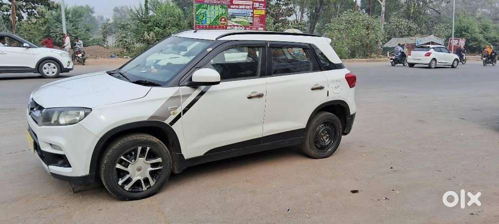 Maruti Suzuki Brezza 1.5 Vxi At Smart Hybrid, 2018, Diesel