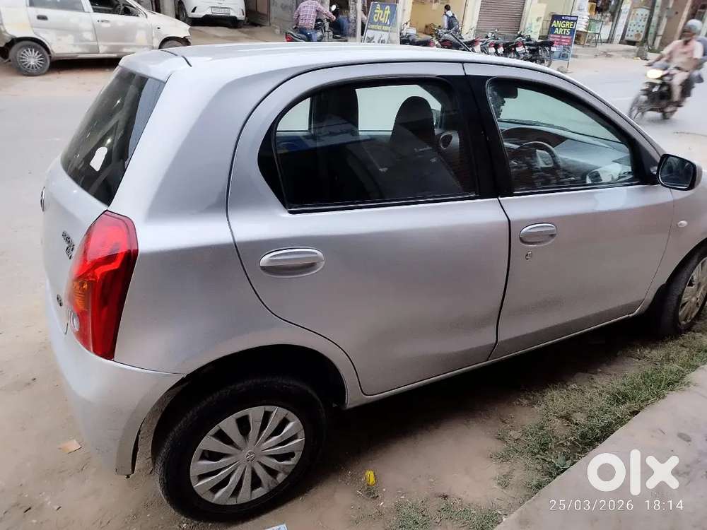 Toyota Etios Liva 2011