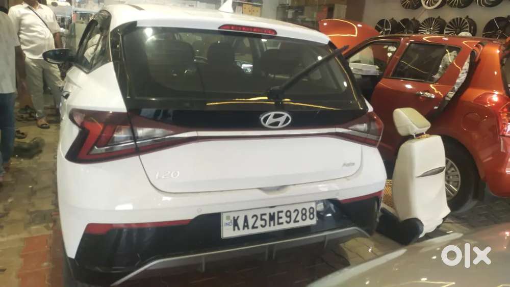 Hyundai New I20 2024 Petrol 
9700 Km Driven