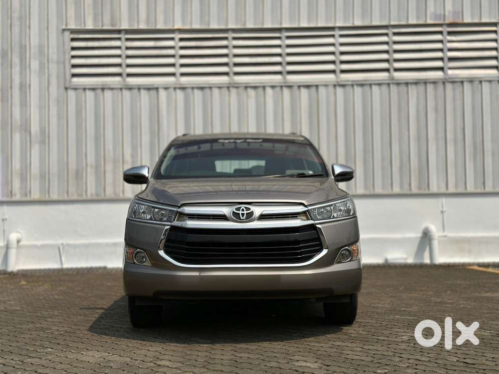 Toyota Innova Crysta 2.4 G Mt, 2017, Diesel