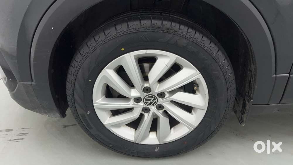 Volkswagen Taigun 1.0 Tsi Highline At, 2021, Petrol