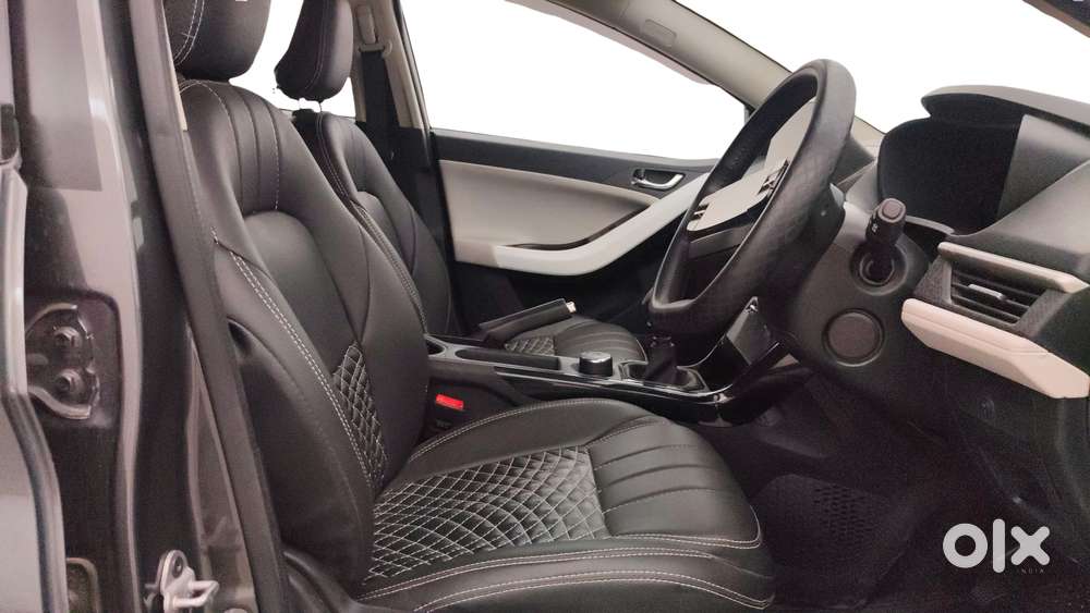 Tata Nexon Creative 1.2 Revotron Petrol 6 Mt, 2024, Petrol