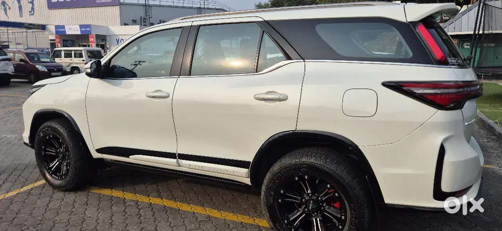 Toyota Fortuner 2017 Diesel 70000 Km Driven