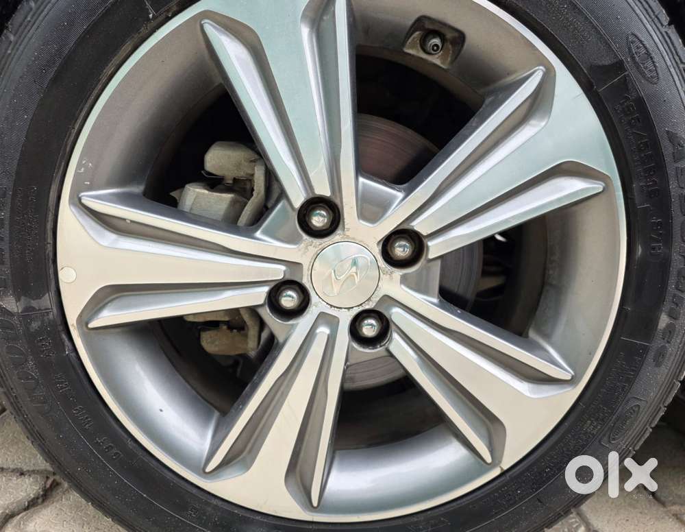 Hyundai Verna 1.6 Vtvt Sx, 2019, Petrol