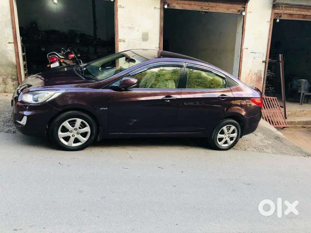 Hyundai Verna 2012 Petrol 103000 Km Driven