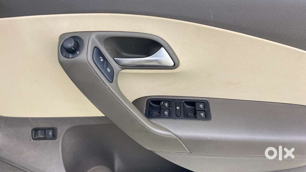 Volkswagen Vento Petrol Highline At, 2014, Petrol