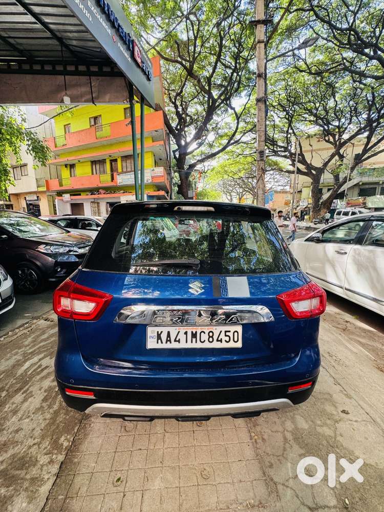 Maruti Suzuki Vitara Brezza Zxi + Mt Dual Tone, 2020, Petrol