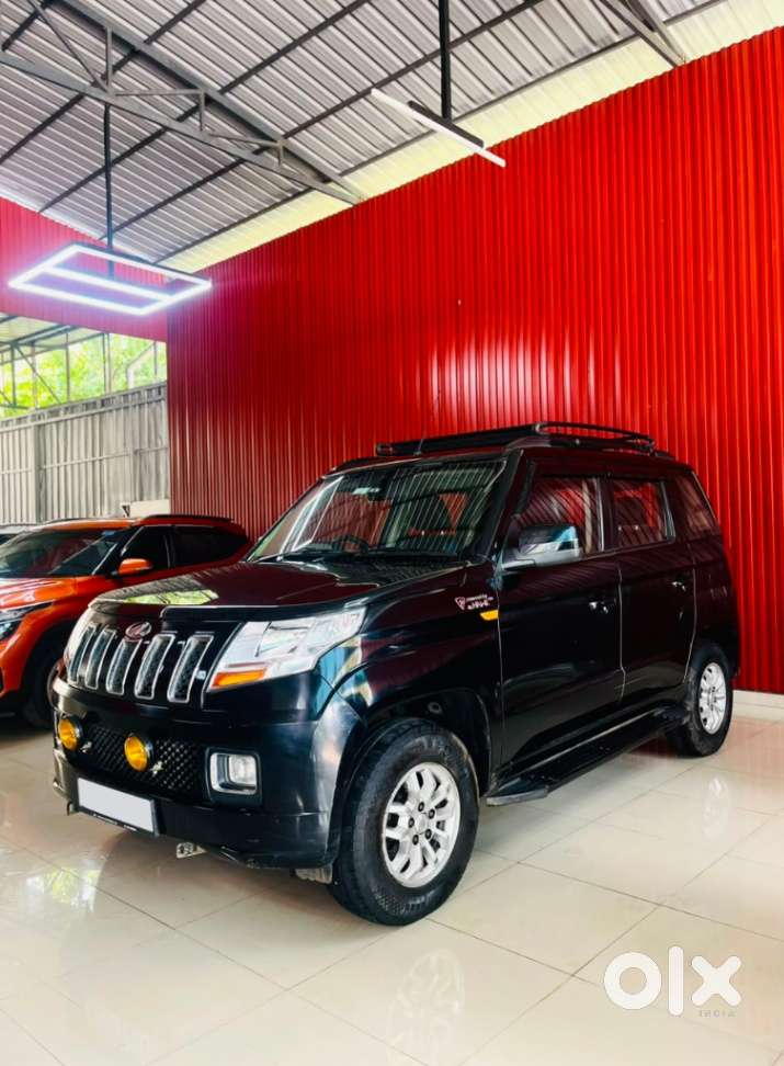 Mahindra Tuv 300 T8 Amt (automatic), 2016, Diesel