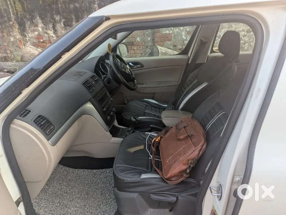 Skoda Yeti 2.0 Ambiente 2012